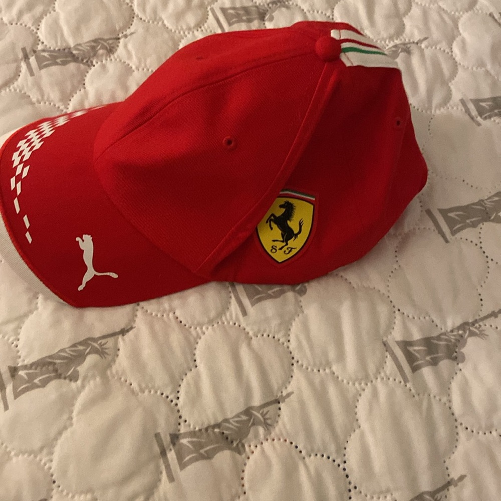 Puma hat - Picture 3 of 7